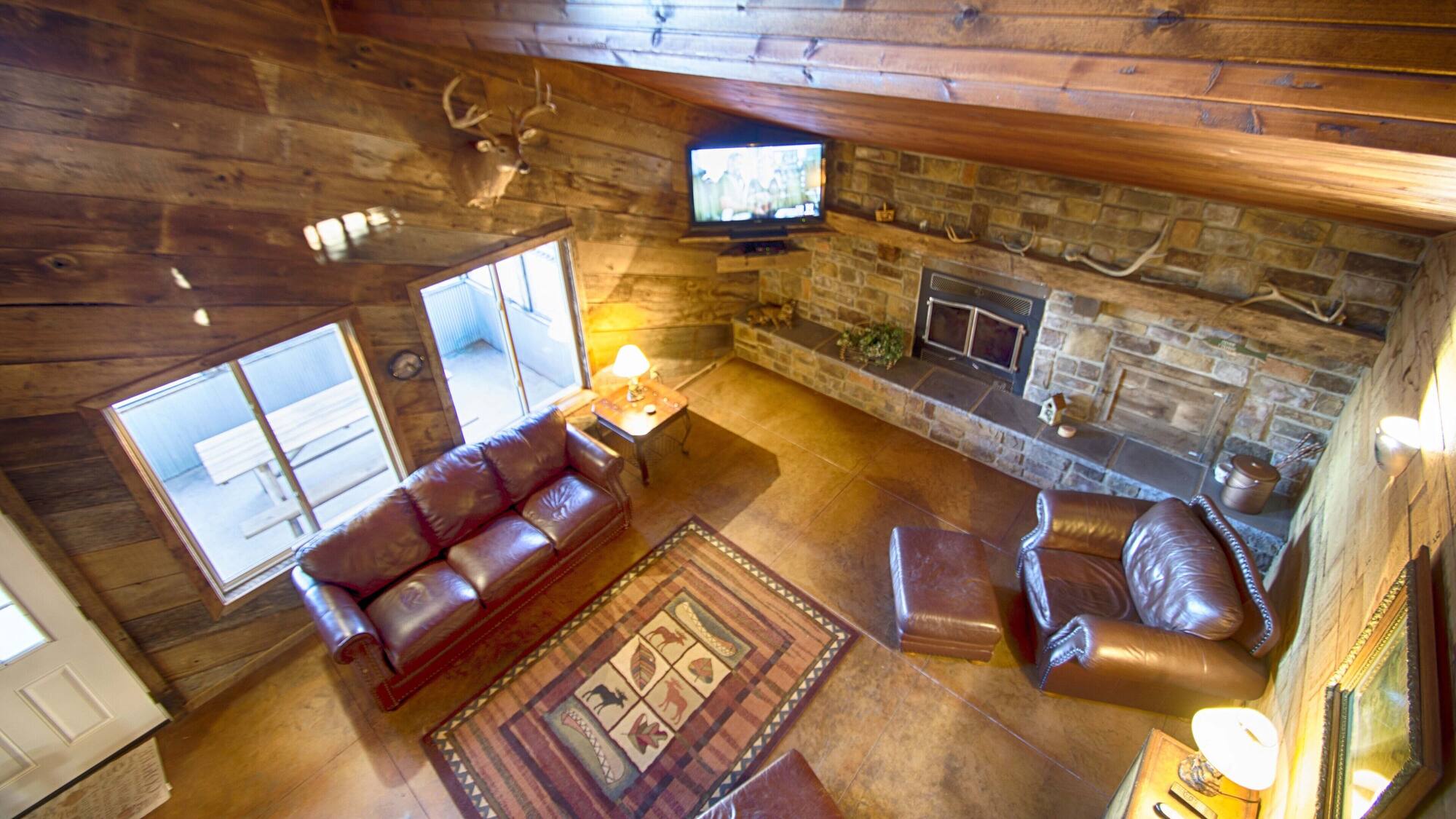 View of Living Area from Loft

Photo Credit: http://jenniferlinders.com/